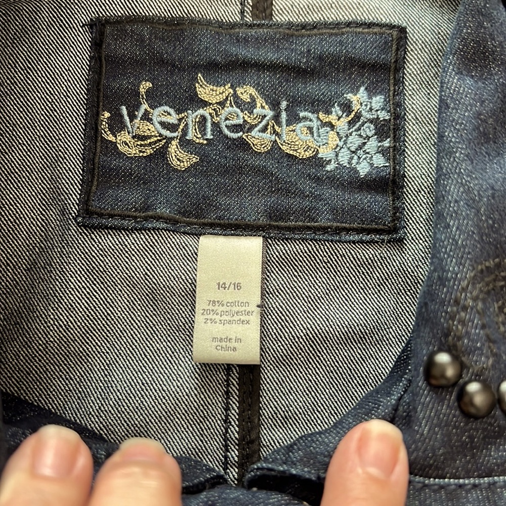 Lane Bryant Dark Wash Blue Stretch Jean Jacket with Embroidery Size 14/16 - Picture 7 of 13